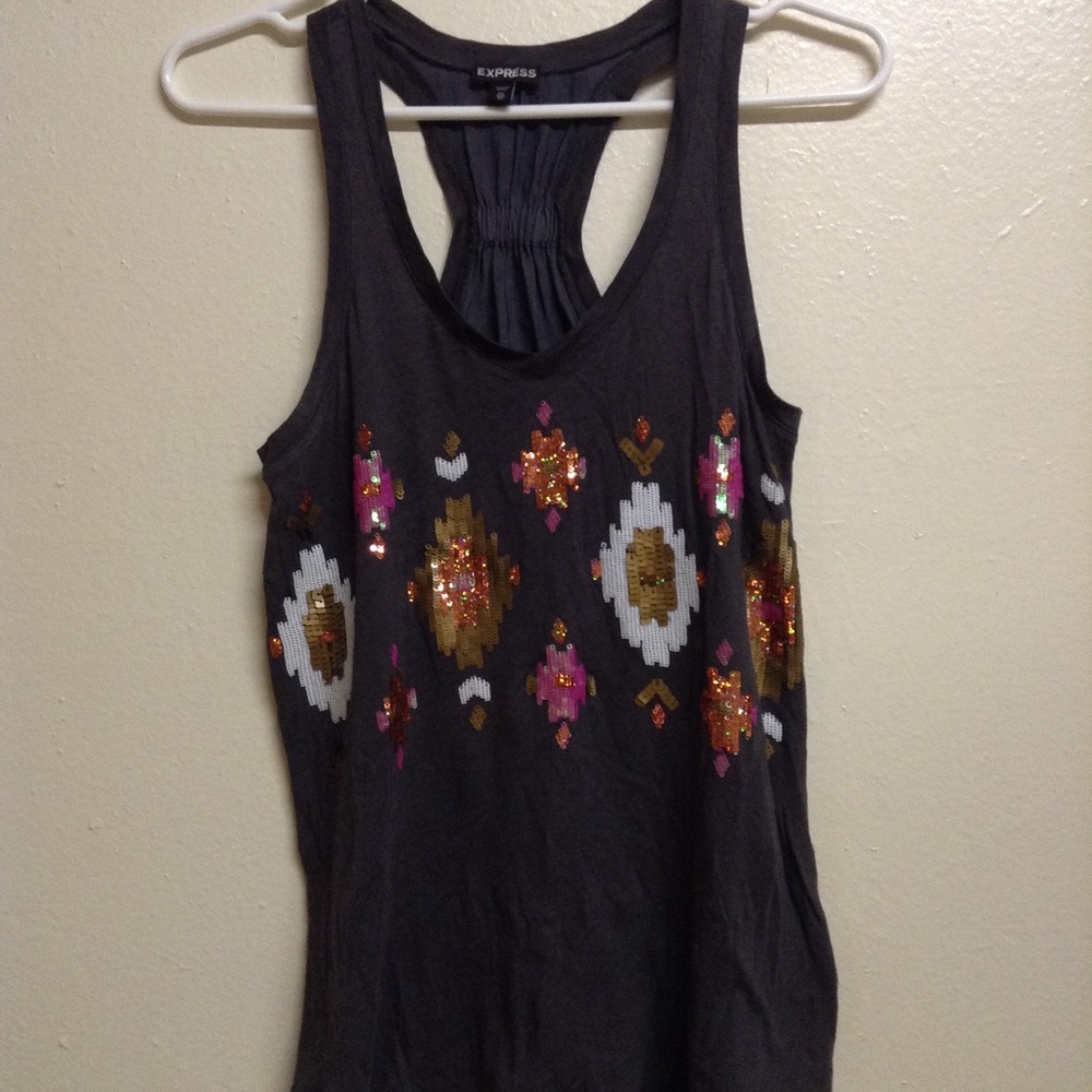 💥 SOLD! Beautiful Razor Back Top